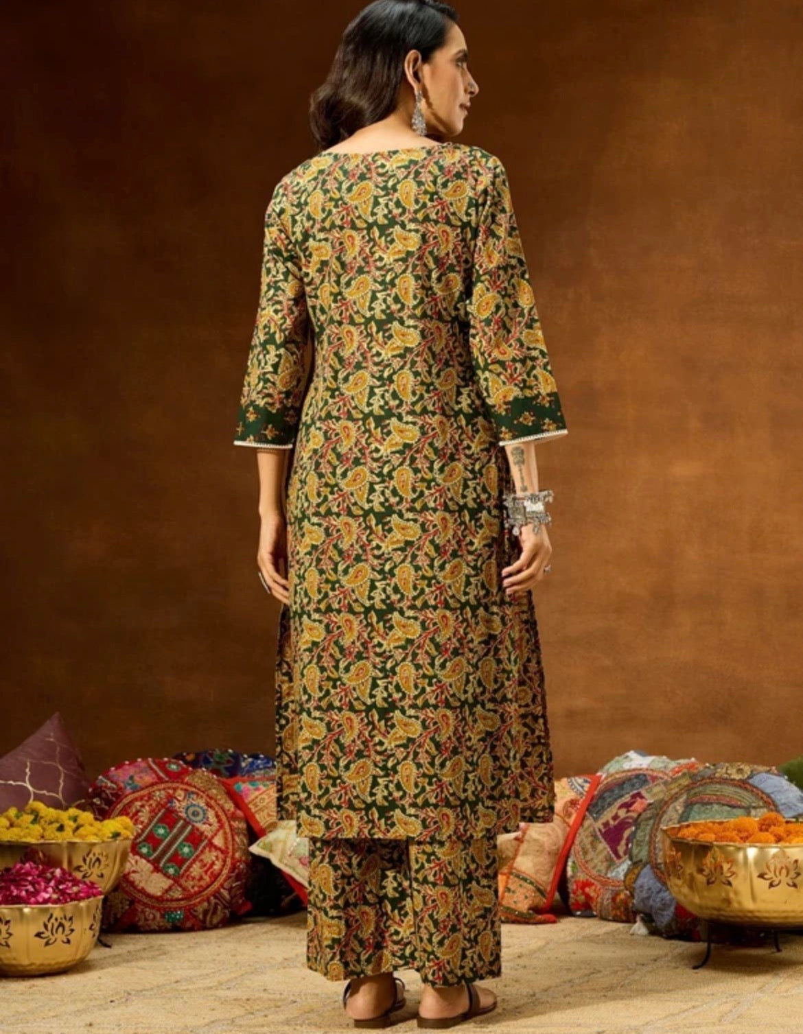 AHIRI’s Pure Cotton Kurti Pant Set