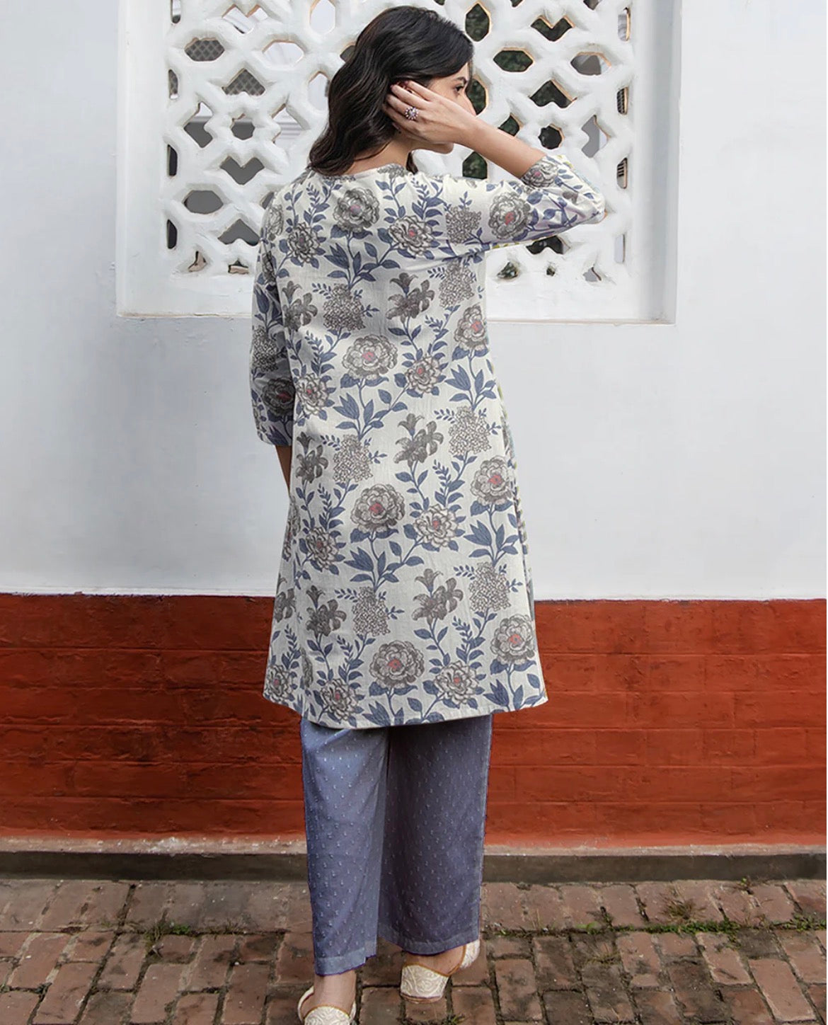 AHIRI’S White Pure Cotton Floral Printed Tunic
