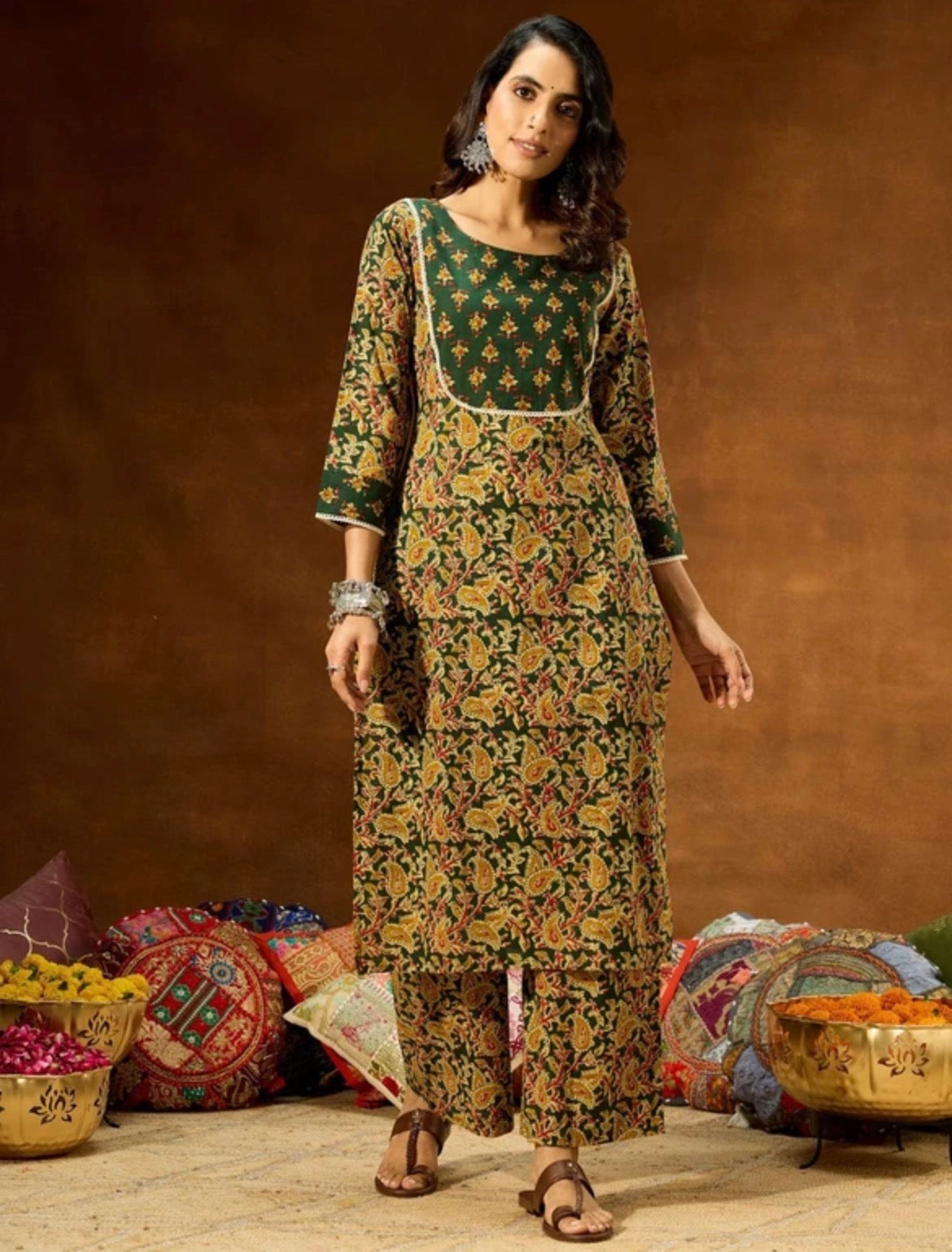 AHIRI’s Pure Cotton Kurti Pant Set
